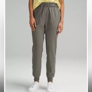 lululemon joggers